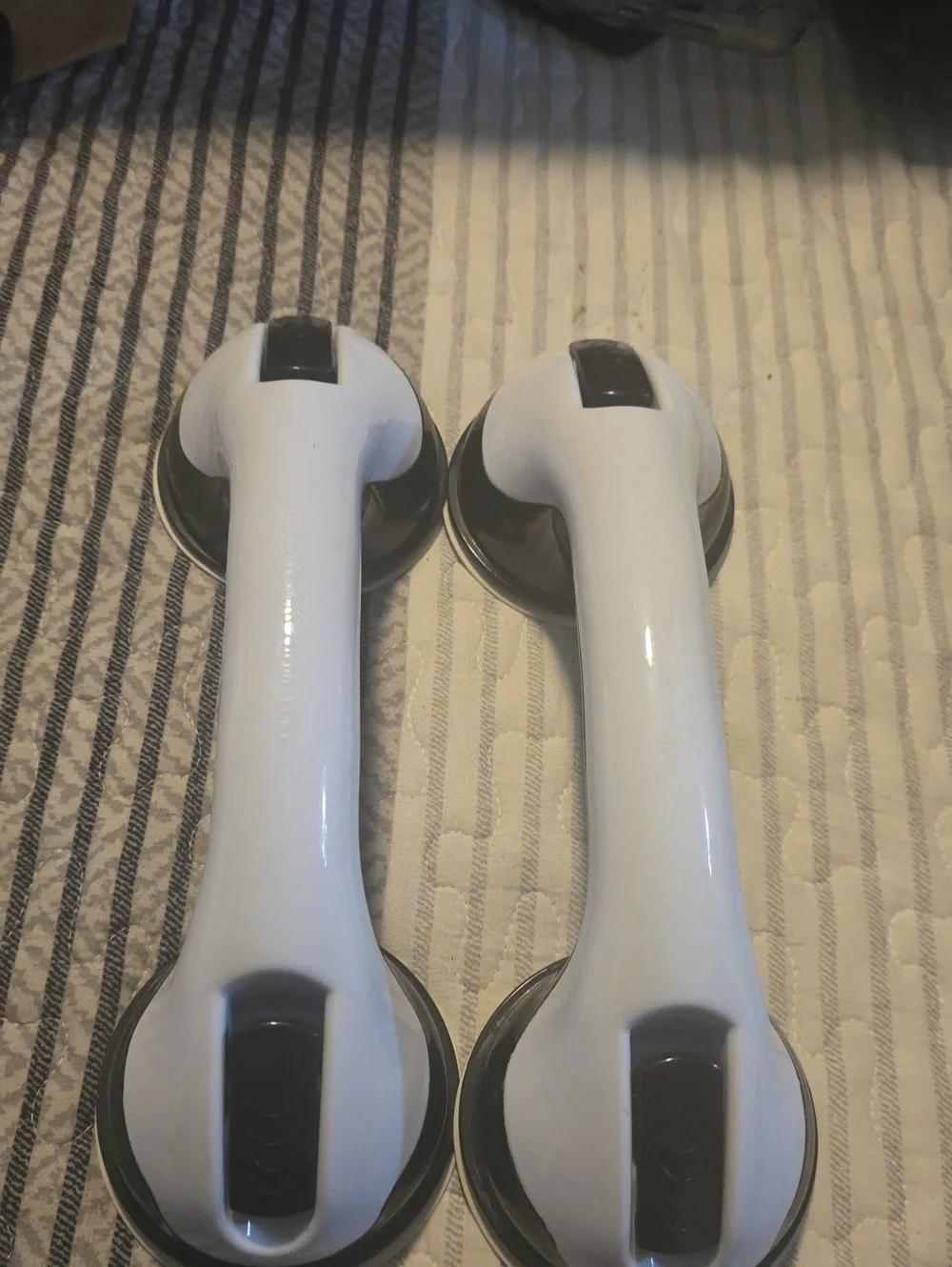 White Suction Safety Handle for Home Bathrooms - No Brand